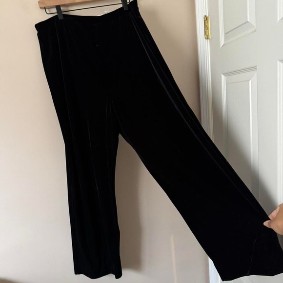 Black Velvet High Rise Pants Size XL - Picture 5 of 5